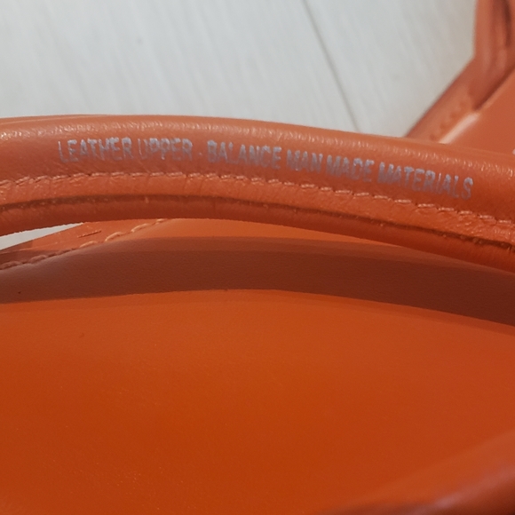 Apostrophe Leather Upper sandal - Picture 2 of 5